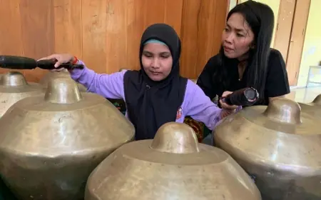 Pelajar Tunanetra di Tulungagung Belajar Gamelan dengan Metode Audio Kinestetik