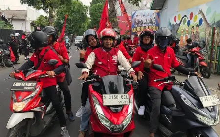 Puluhan Kader PDI Perjuangan Jombang Konvoi Sepeda Motor Menuju Makam Presiden Soekarno