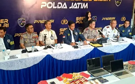 Polda Jatim dan Imigrasi Bongkar Penipuan Berkedok Kejahatan 'Love Scamming' Internasional Raup Rp 1,1 Miliar