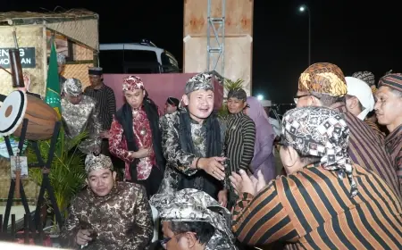Rayakan HJL ke-457, Bupati Yuhronur Resmi Buka Lamongan Tempo Doeloe 2026