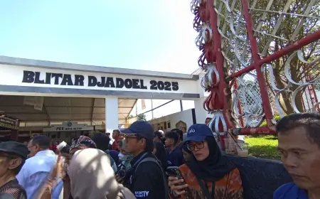 Bazar Blitar Djadoel 2026 Ubah Aloon-Aloon Jadi Lorong Waktu Empat Zaman
