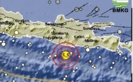 Gempa Magnitudo 5,5 Guncang Selatan Pacitan