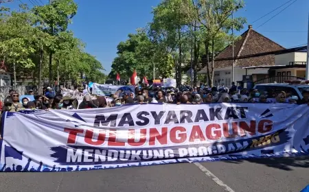 Ribuan Massa di Tulungagung Gelar Aksi Damai Dukung Keberlanjutan Program MBG