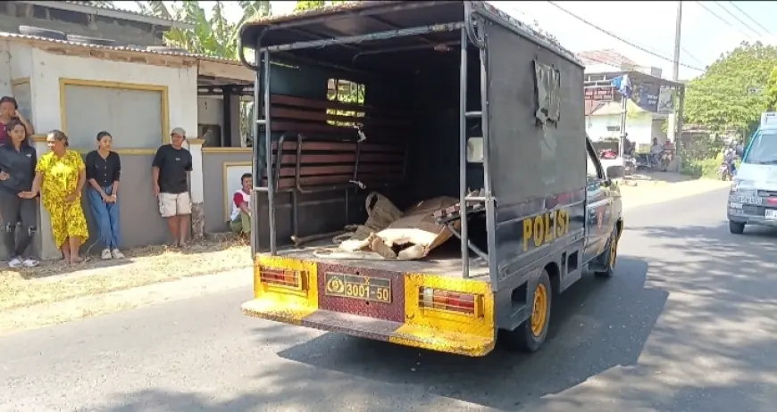 Pemotor Tanpa Identitas Tewas Terlindas Truk Molen di Nganjuk