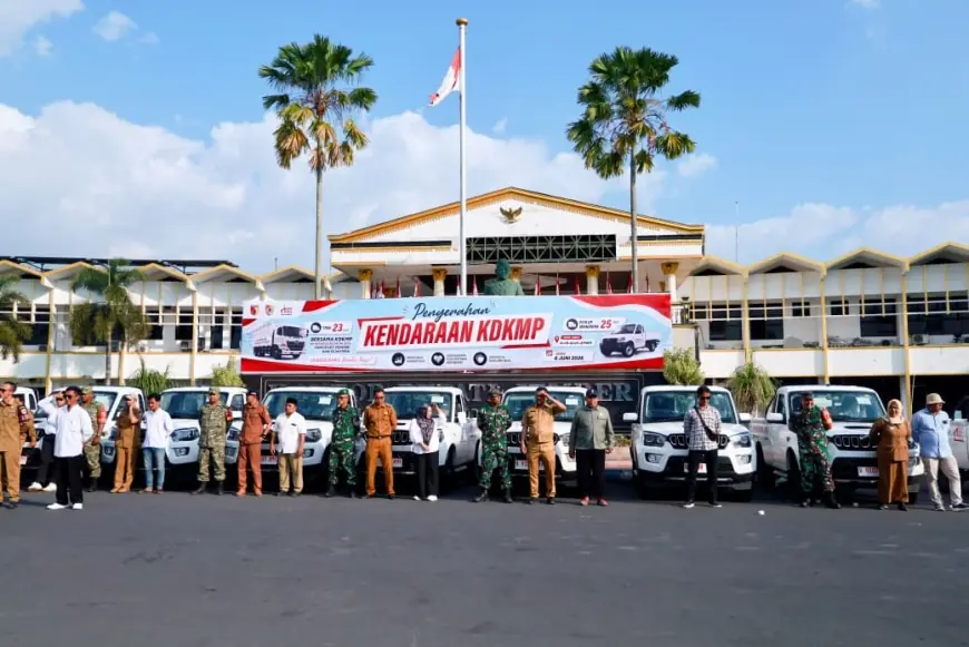 Bupati Jember Serahkan Armada Operasional KDMP