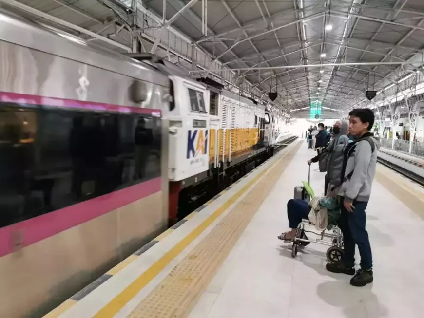 KAI Diskon Tiket Kereta Ekonomi 30% Spesial Liburan Sekolah, Cek Syaratnya!