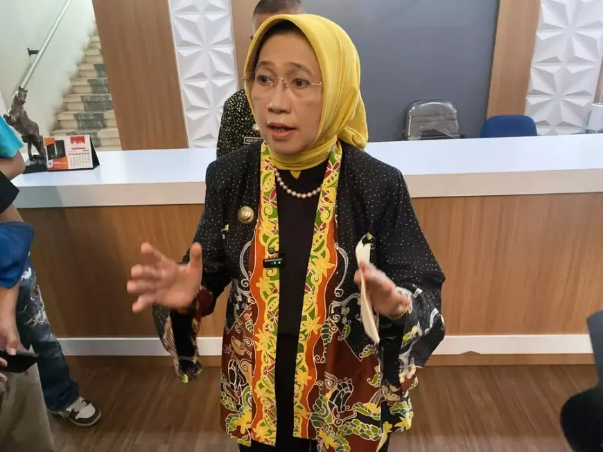 Batasi Mobil Dinas, Pemkab Lumajang Alihkan Anggaran untuk Tambah Angkutan Pelajar