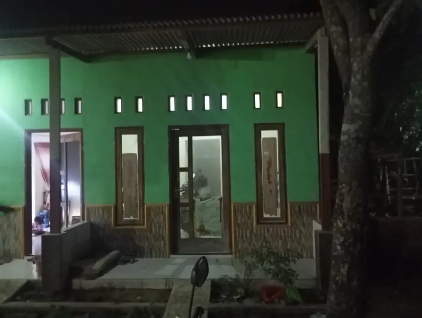 Warga Jogoroto Jombang Temukan Kejanggalan Kematian Remaja di Kamar Kos