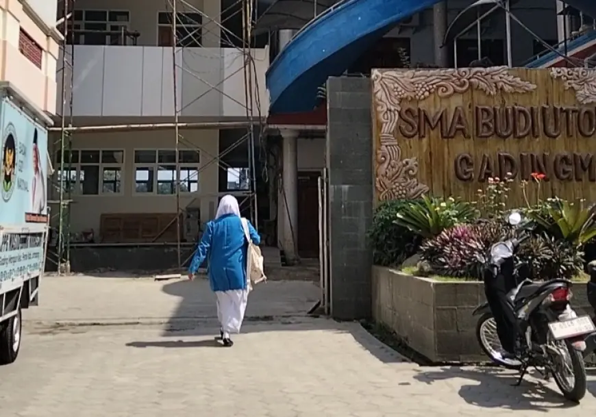 Loloskan 137 Siswa ke PTN, SMA Budi Utomo Jombang Raih Peringkat Kedua SNBP