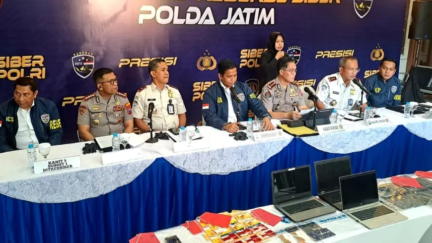 Polda Jatim dan Imigrasi Bongkar Penipuan Berkedok Kejahatan 'Love Scamming' Internasional Raup Rp 1,1 Miliar