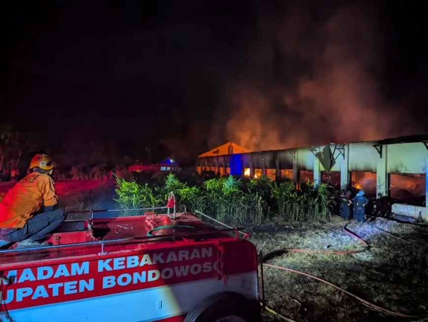 Korsleting Diduga Jadi Pemicu, Kebakaran Gudang Tembakau di Bondowoso Merembet ke Tiga Rumah Warga