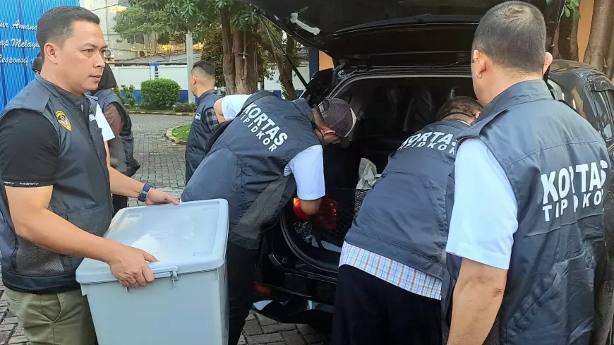 Kortas Tipidkor Geledah Bea Cukai Juanda, Usut Dugaan Korupsi Impor Ponsel Bekas