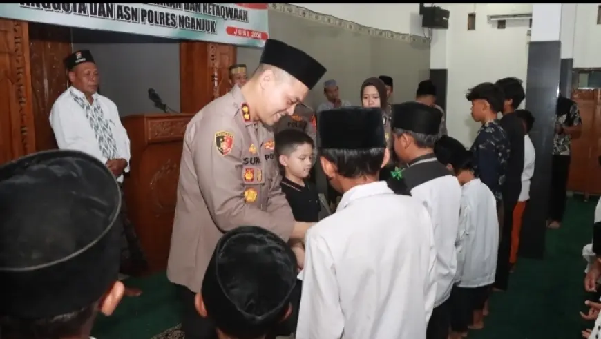 Binrohtal Hari Bhayangkara di Polres Nganjuk Diisi Tausiyah dan Santunan Anak Yatim