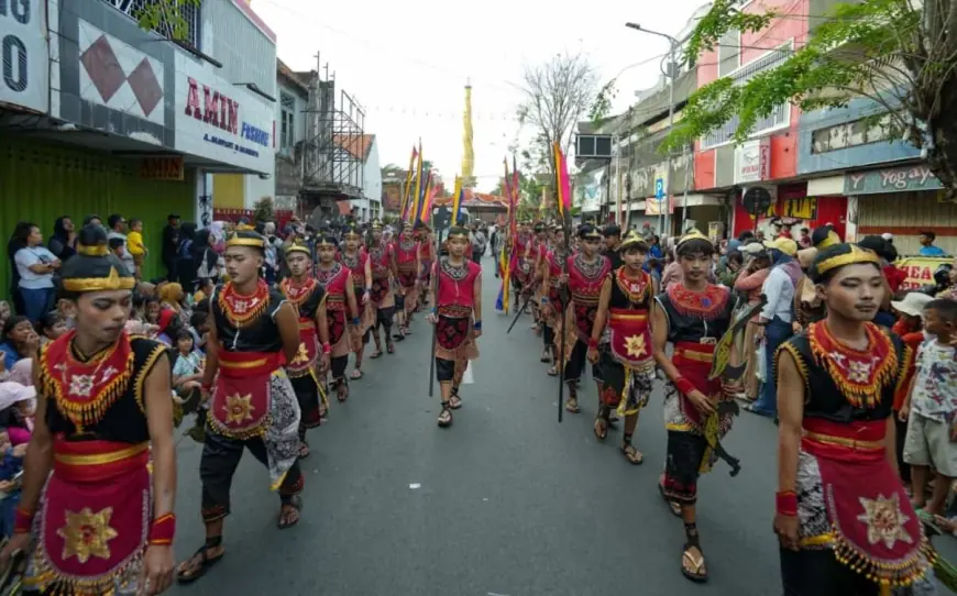 Kirab Budaya Mojo Bangkit di Kota Mojokerto Hadirkan Kejayaan Majapahit