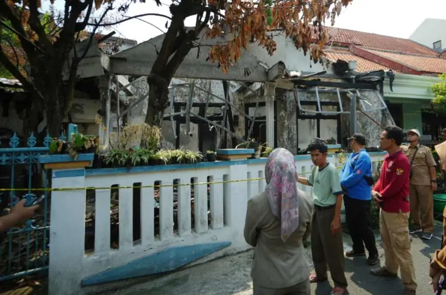 Kisah Pak Nukan dan Uluran Tangan Pascakebakaran Rumah di Kota Mojokerto