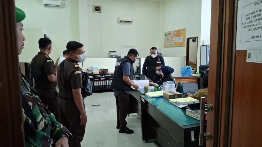 Kejari Tulungagung Geledah BPKAD dan Disbudpar, Dalami Dugaan Korupsi Pengadaan Tanah Griya Dalem Kanjengan