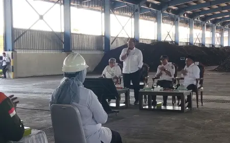 Menteri Jumhur Hidayat Sebut Pengolahan Sampah di Jombang Sudah Baik