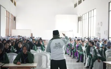 SMK NUSA Poncokusumo Malang Tanamkan Karakter Qawiyul Amin Lewat MPLS dan ACC