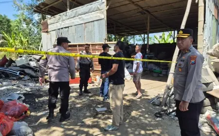 Tim Gegana Brimob Musnahkan Mortir yang Ditemukan di Gudang Rongsokan Kepanjen Malang