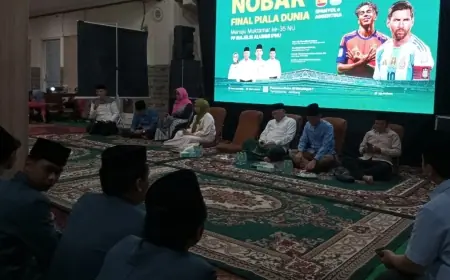 Santri Tambakberas Jombang Serap Nilai Kepemimpinan di Tengah Nobar Final Piala Dunia