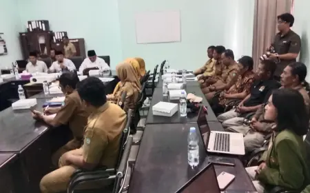 Kades, BPD, Hingga Tomas Desa Pelabuhan Jombang Datangi Hering Komisi A DPRD, Minta Mutasi Perangkat Desa