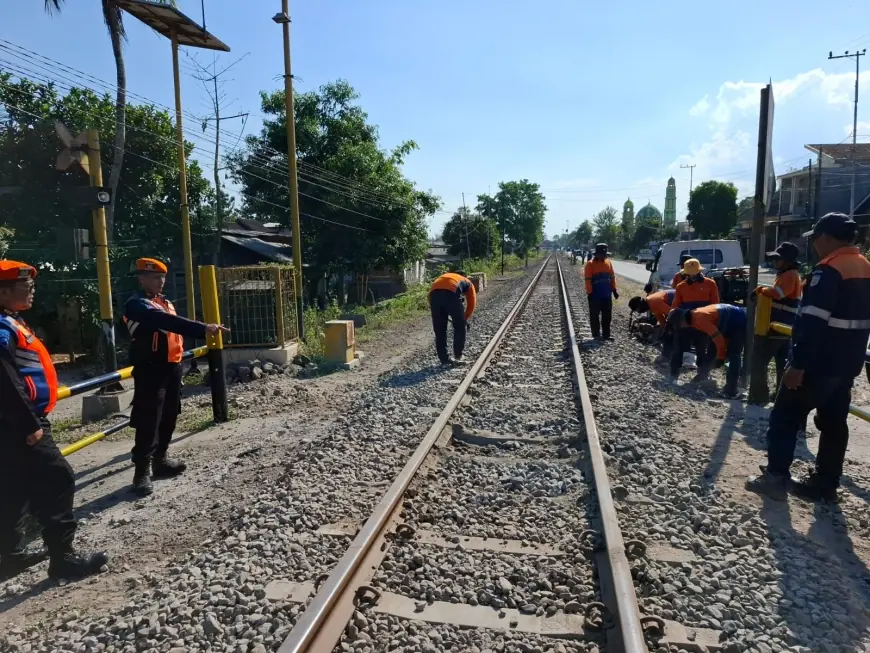 Perlintasan Kereta Api Liar di Pasirharjo Blitar Resmi Ditutup