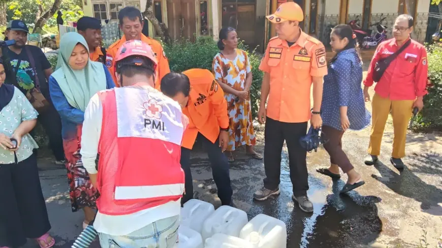 Musim Kemarau Tiba, Pemkab Jember Salurkan Air Bersih untuk Warga Terdampak Kekeringan