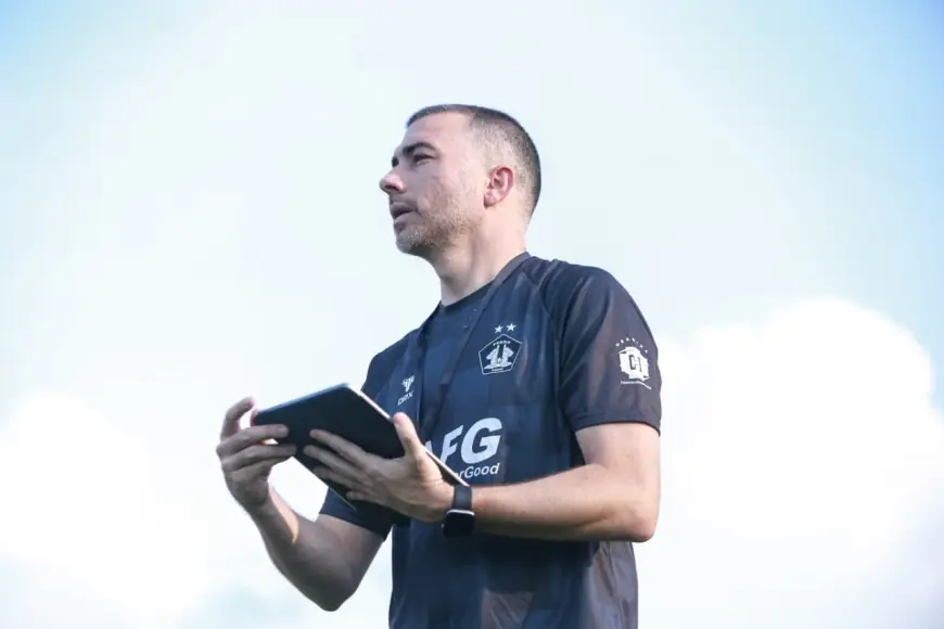 Marcos Reina Lanjut Sebagai Pelatih, Persik Kediri Turut Tetapkan Sport Director Baru 