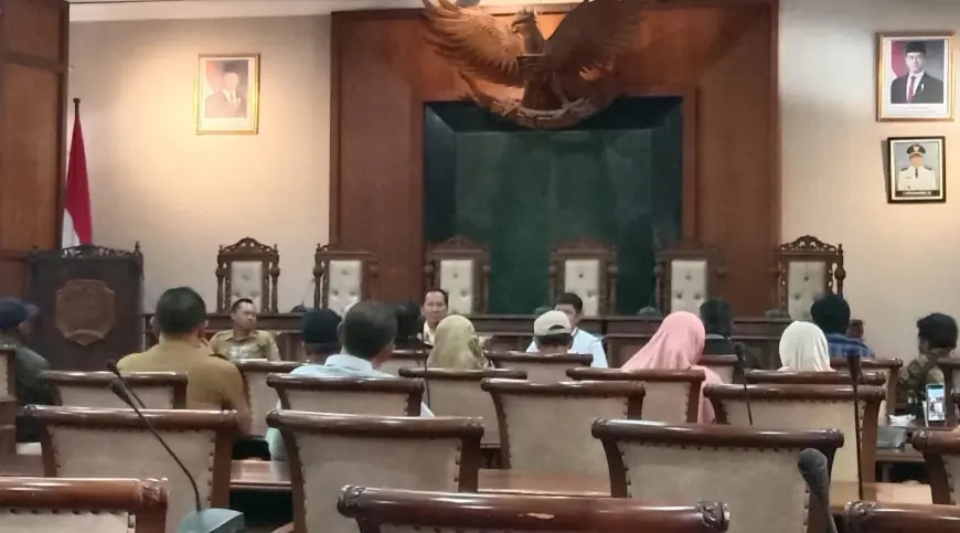 Ratusan Warga Kaligentong Datangi Pemkab Tulungagung, Desak Penyelesaian Sengketa Lahan hingga Akses Listrik