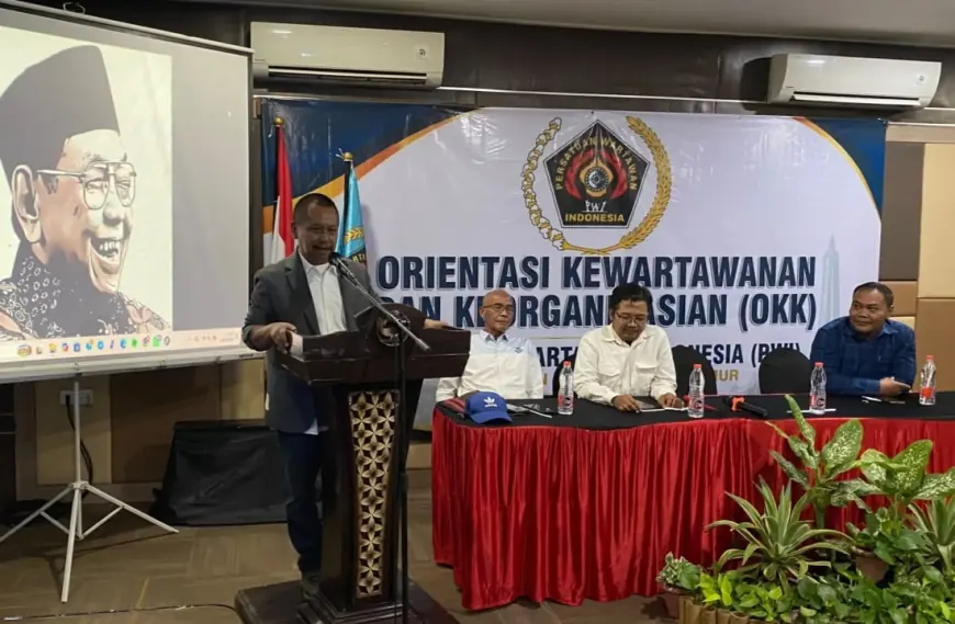 Tingkatkan Profesionalitas di Era Tantangan Kecerdasan Buatan AI, PWI Jombang Gelar OKK Angkatan 26