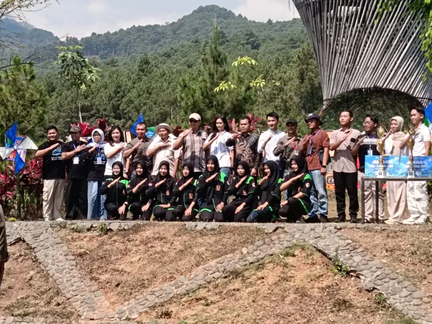 Festival Kincir Angin Plaza Bukit Surga Sawahan Nganjuk Resmi Dibuka, Ribuan Wisatawan Mulai Berdatangan