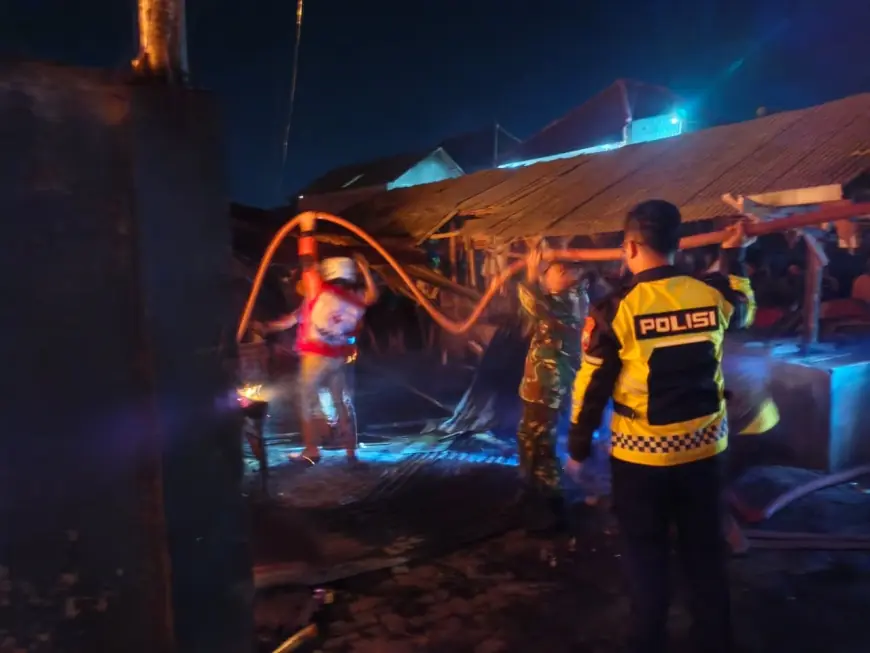 Area TPS Pasar Turen Malang Terbakar, Api Hanguskan Lapak dan MCK