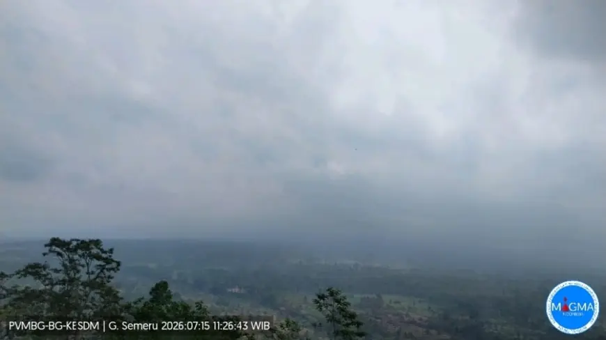 Semeru Erupsi Disertai Awan Panas, Masyarakat Diminta Jauhi Besuk Kobokan