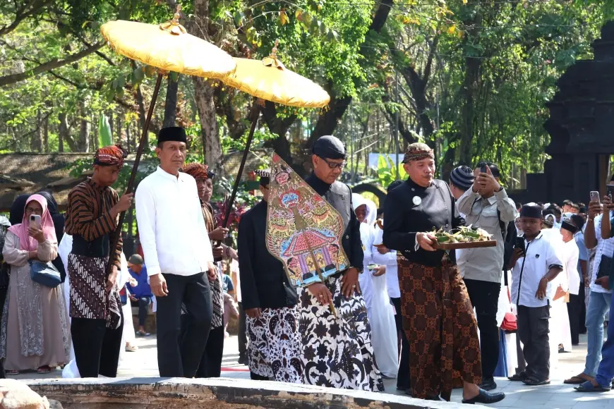 Momen Merawat Tradisi, Ruwatan Murwakala 2026 Digelar di Kayangan Api Bojonegoro