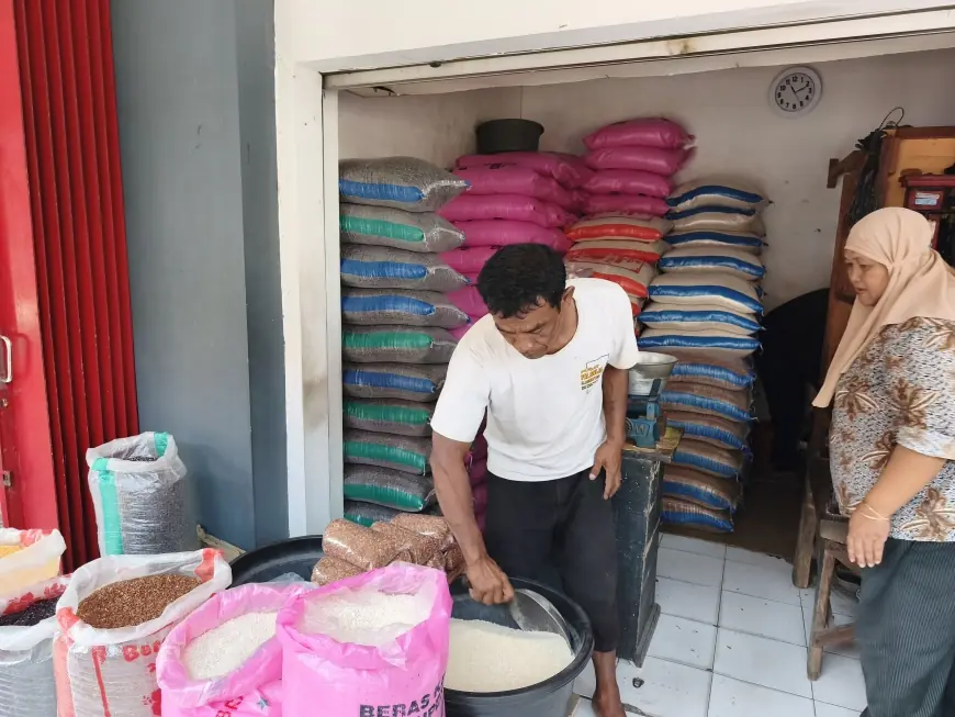 Program MBG Kembali Bergulir Sebabkan Harga Beras di Blitar Cekik Rakyat Kecil