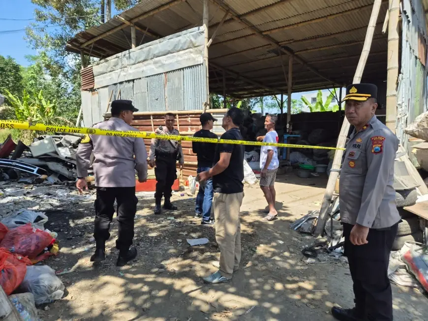 Tim Gegana Brimob Musnahkan Mortir yang Ditemukan di Gudang Rongsokan di Kepanjen Malang