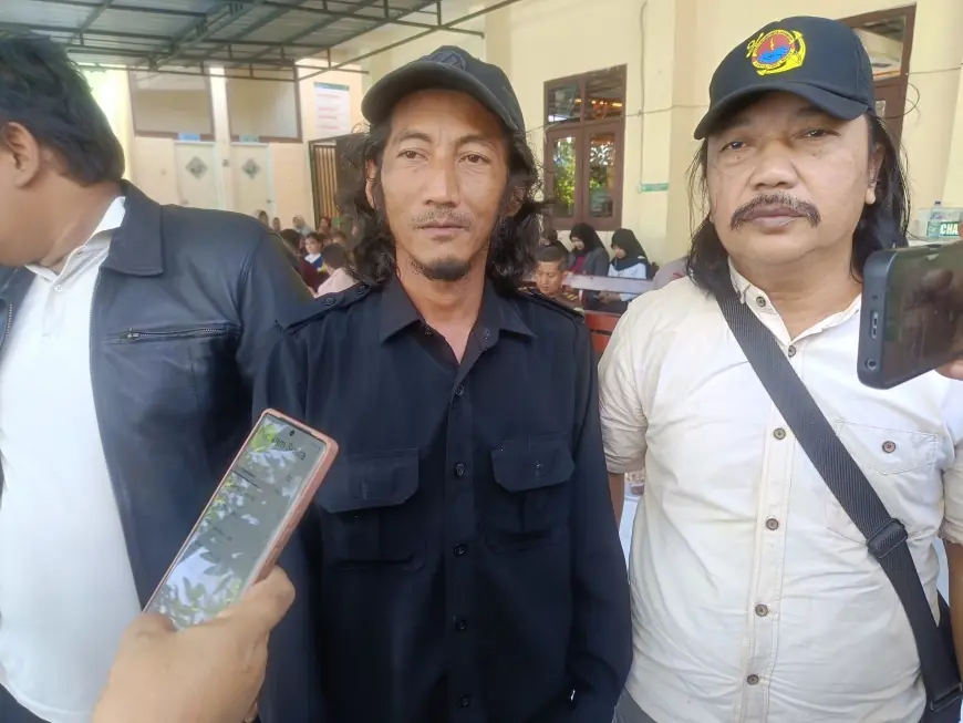 PSHT Loceret Datangi PN Nganjuk, Kawal Sidang Perdana Pengeroyokan yang Tewaskan Satu Anggota