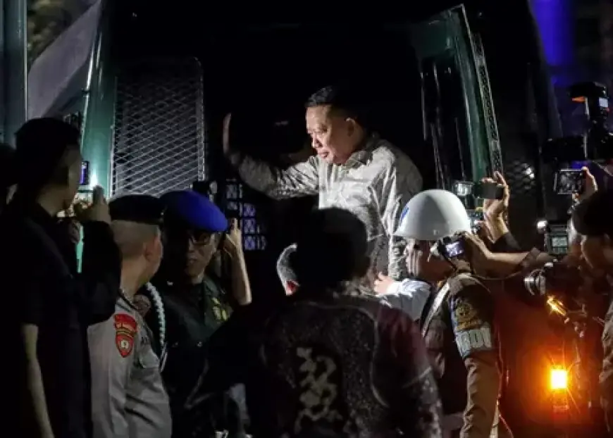 Tanpa Rompi dan Borgol saat Ditahan, Eks Jampidsus Febrie Adriansyah Mengaku Dikriminalisasi