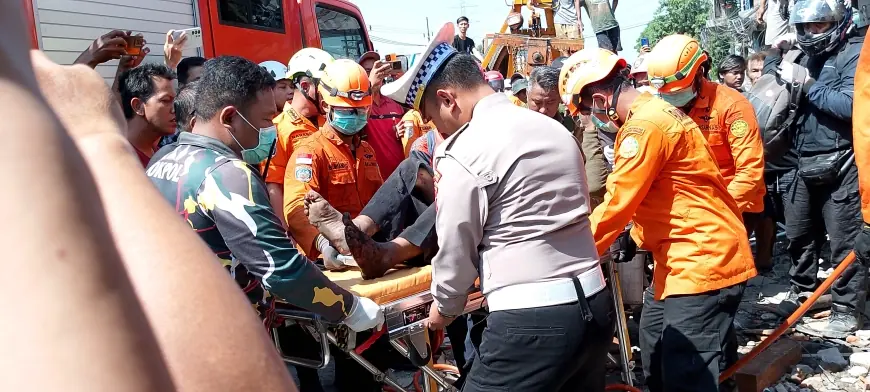 Rem Blong Diduga Pemicu Kecelakaan di Pasuruan: 4 Orang Tewas, 7 Rumah Rusak