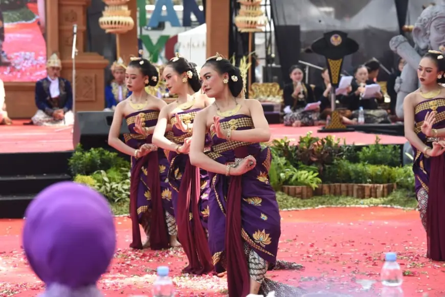 Setelah 3 Tahun, Upacara Manusuk Sima Kembali Berlangsung di Taman Tirtayasa, Ini Istimewanya